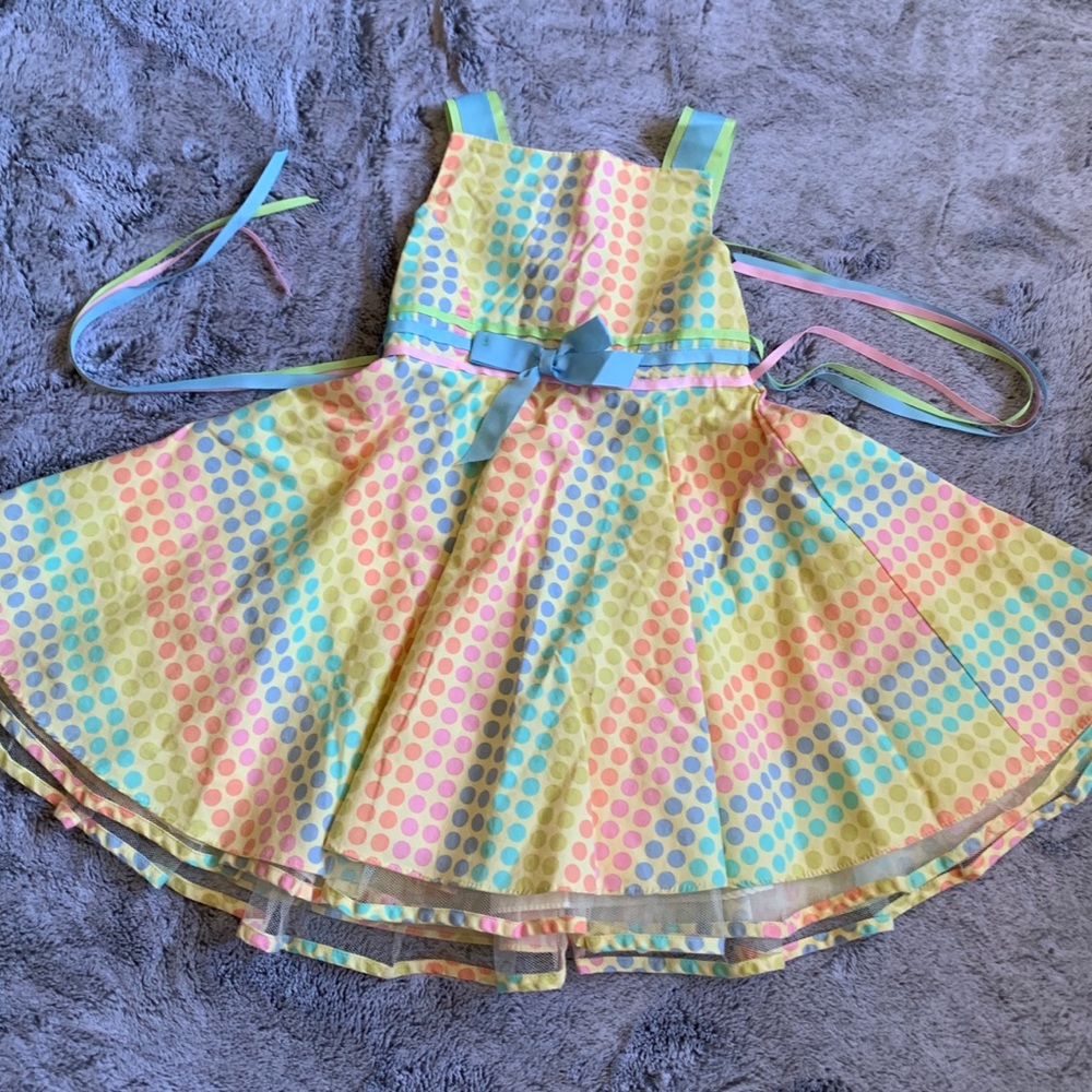 Fun polkadot yellow dress